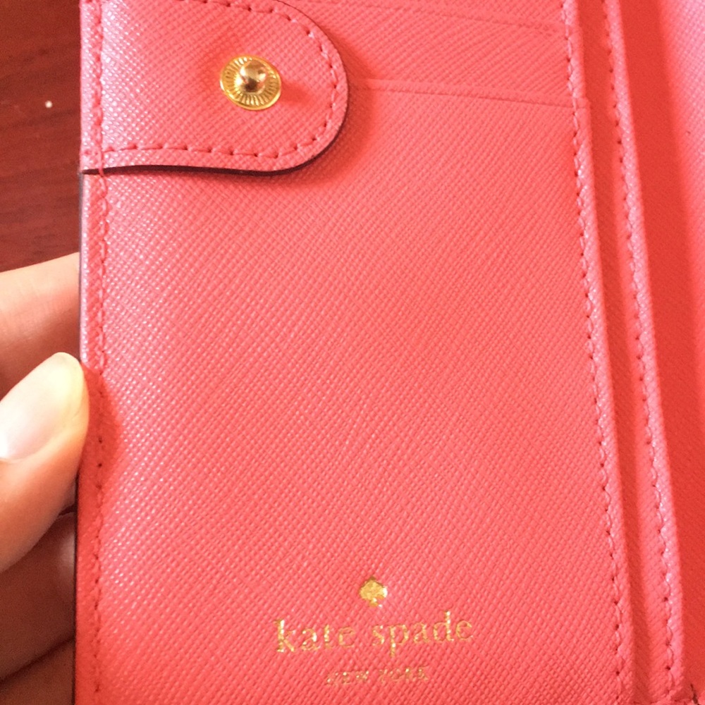 Kate Spade Wallet - Picture 4 of 8